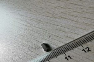 강한 자석 네오디뮴 철 붕소 자석 6.5x1.5x2.8mm-[596814311090]