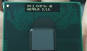 [중고] T4400 SLGJL 2.2 / 1M / 800 노트북 CPU PM965 / GM45 Original 공식 버전 PGA -[530343886520]